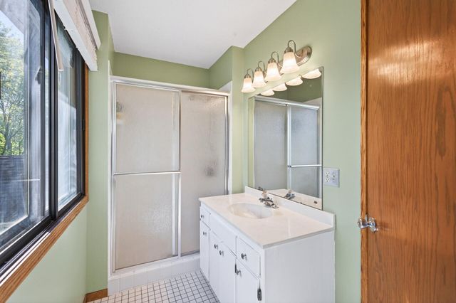 4505 Orchid Circle, Plymouth, MN 55446