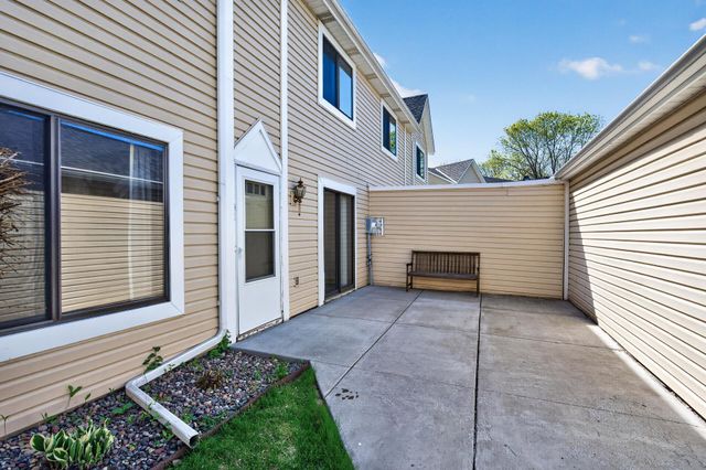 4505 Orchid Circle, Plymouth, MN 55446