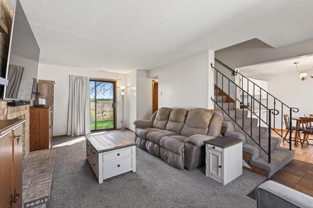 4505 Orchid Circle, Plymouth, MN 55446