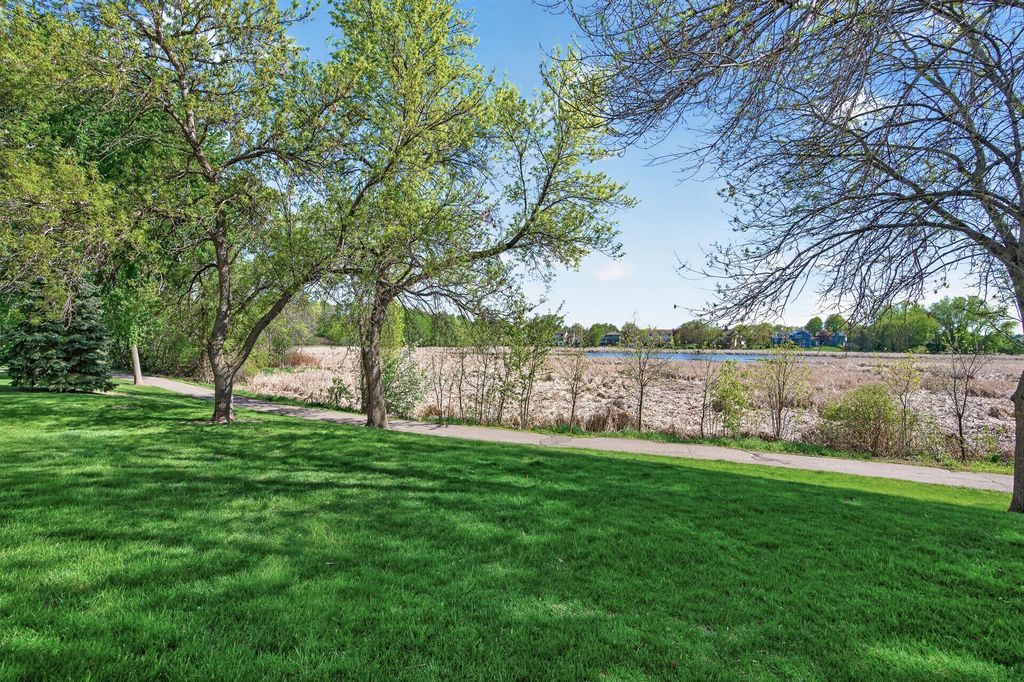 4505 Orchid Circle, Plymouth, MN 55446
