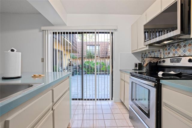 5284 WILLOW COURT 508, Orlando, FL 32811