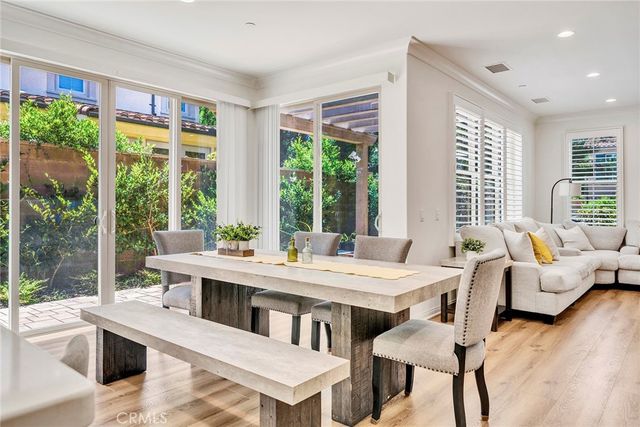 104 Beechmont, Irvine, CA 92620