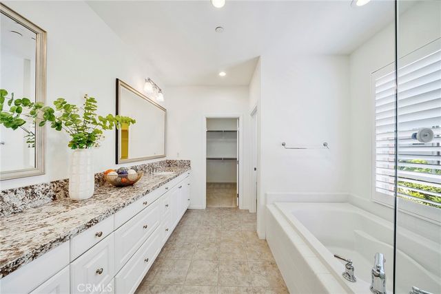 104 Beechmont, Irvine, CA 92620