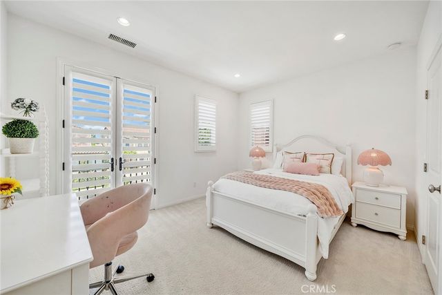 104 Beechmont, Irvine, CA 92620