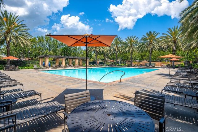 104 Beechmont, Irvine, CA 92620