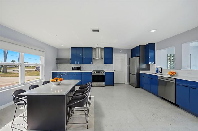 21398 EDGEWATER DRIVE, Port Charlotte, FL 33952