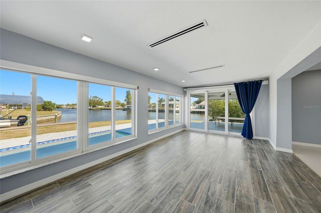 21398 EDGEWATER DRIVE, Port Charlotte, FL 33952