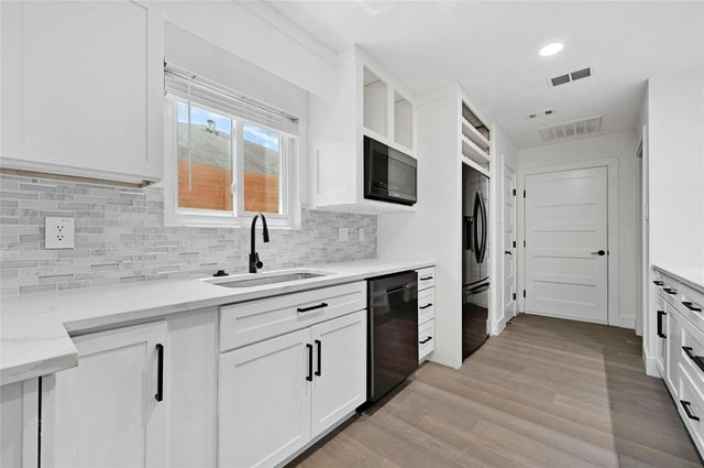 3600 Alexandria Dr DR, Austin, TX 78749