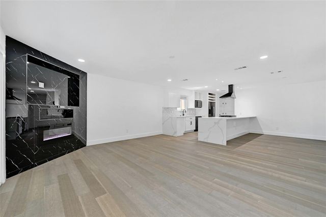 3600 Alexandria Dr DR, Austin, TX 78749