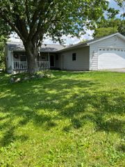 1882 Loganberry Lane, Crown Point, IN 46307