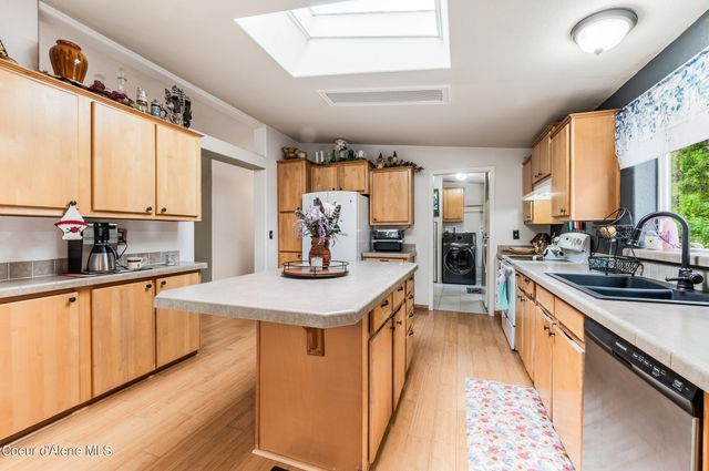 18924 S Black Rock RD, Cataldo, ID 83810