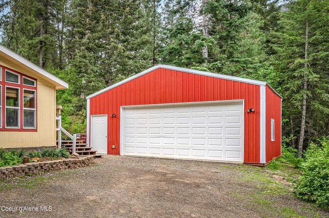 18924 S Black Rock RD, Cataldo, ID 83810