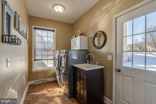 2212 PULLMAN WAY, Hummelstown, PA 17036