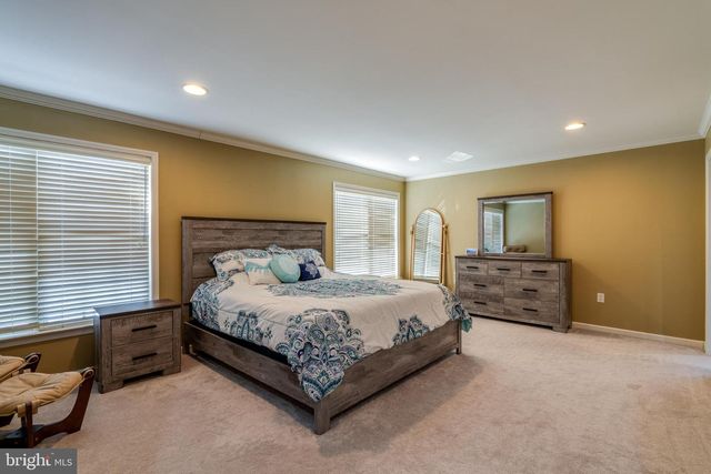 2212 PULLMAN WAY, Hummelstown, PA 17036