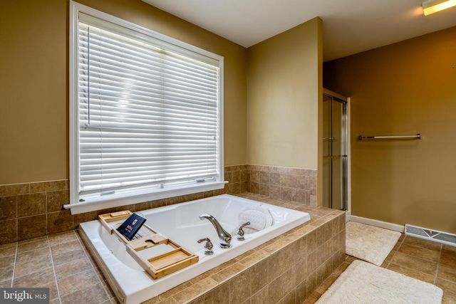 2212 PULLMAN WAY, Hummelstown, PA 17036