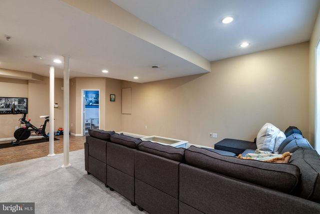 2212 PULLMAN WAY, Hummelstown, PA 17036