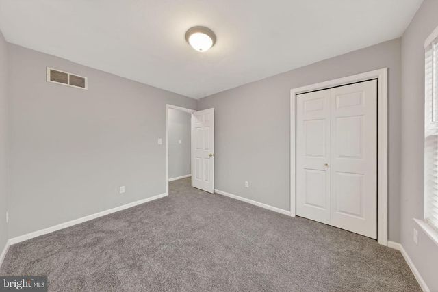 318 HACKBERRY DR, New Castle, DE 19720