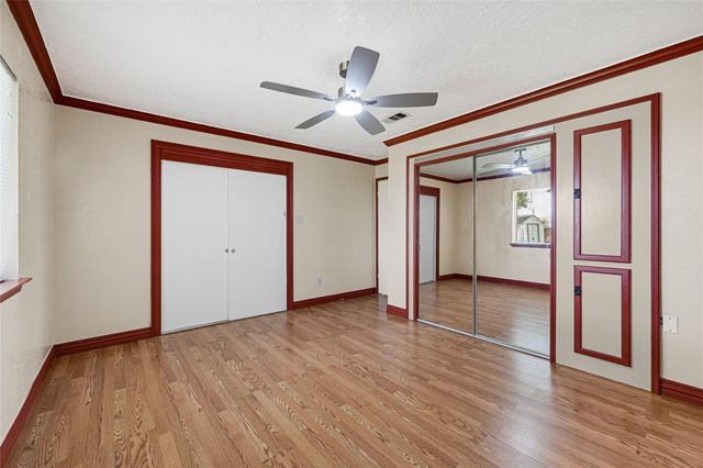 7742 Whidbey Island Drive, Houston, TX 77086