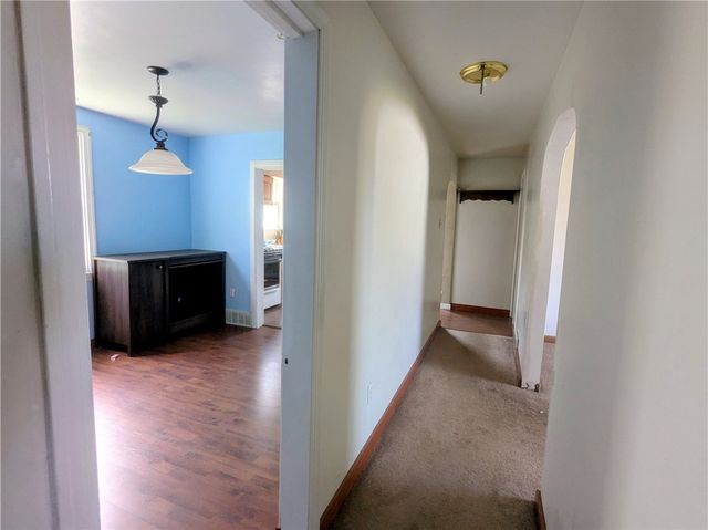 164 6th Ave, Aliquippa, PA 15001