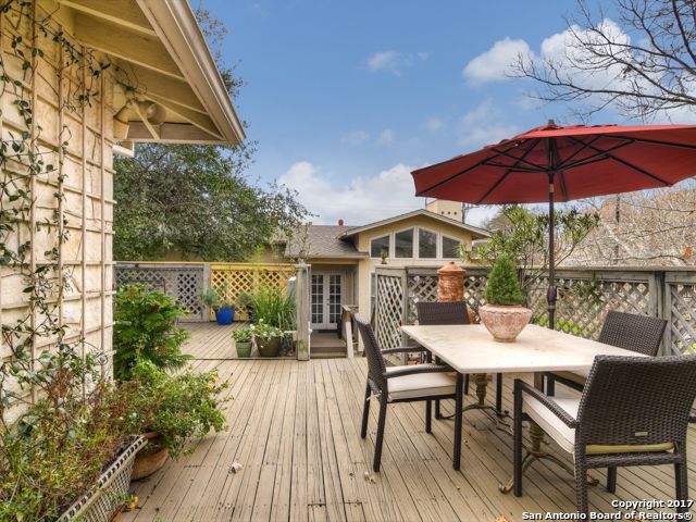 134 W Summit Ave, San Antonio, TX 78212