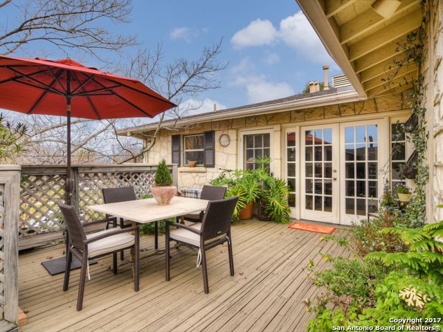 134 W Summit Ave, San Antonio, TX 78212