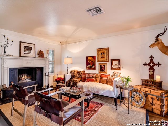 134 W Summit Ave, San Antonio, TX 78212