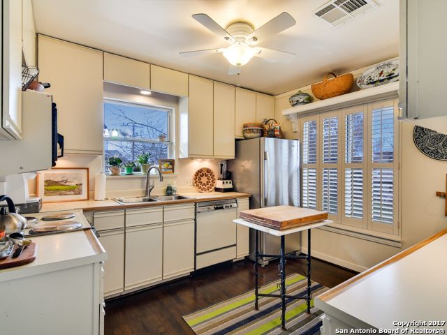 134 W Summit Ave, San Antonio, TX 78212