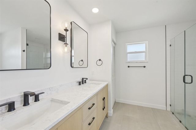 5495 CYNTHIA LANE, Sarasota, FL 34235