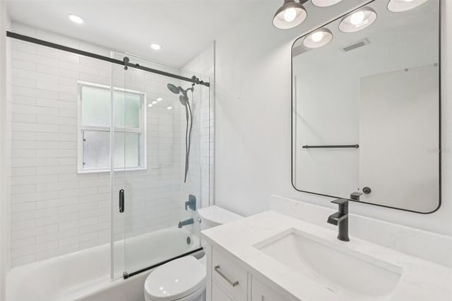 5495 CYNTHIA LANE, Sarasota, FL 34235