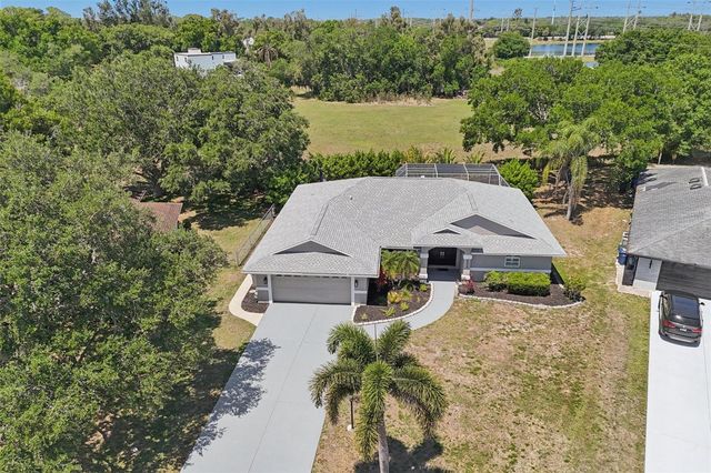5495 CYNTHIA LANE, Sarasota, FL 34235