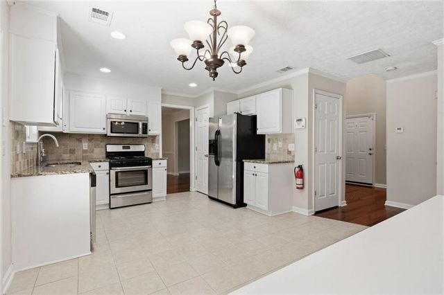 1082 Eastmill Cove, Dacula, GA 30019