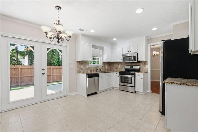 1082 Eastmill Cove, Dacula, GA 30019