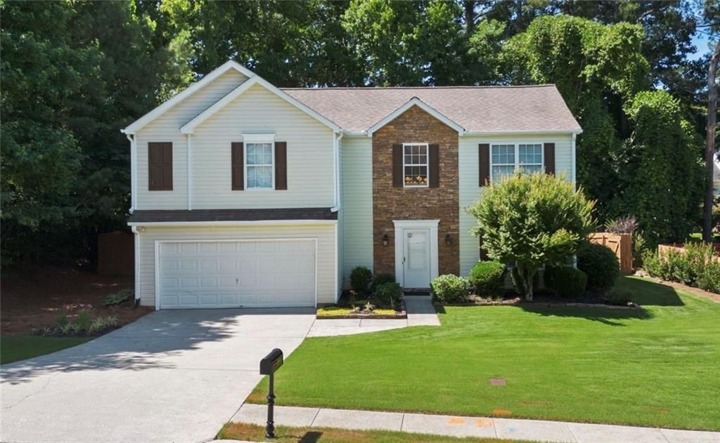 1082 Eastmill Cove, Dacula, GA 30019
