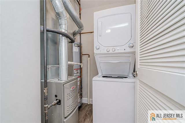 2809 Ridgefield Court, Helmetta, NJ 08828