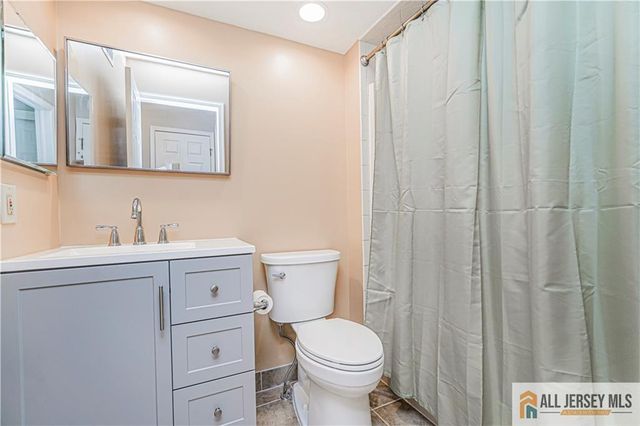 2809 Ridgefield Court, Helmetta, NJ 08828