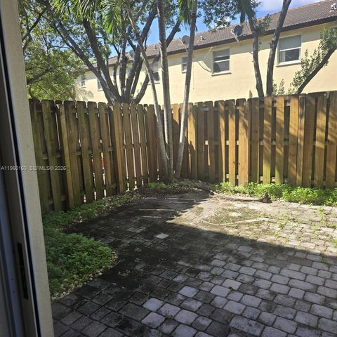 9031 SW 227th St 5, Cutler Bay, FL 33190