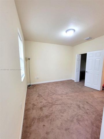 9031 SW 227th St 5, Cutler Bay, FL 33190