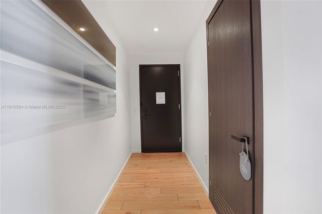 398 NE 5th St 1811, Miami, FL 33132