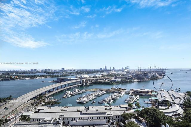 398 NE 5th St 1811, Miami, FL 33132