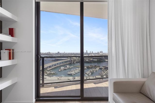 398 NE 5th St 1811, Miami, FL 33132