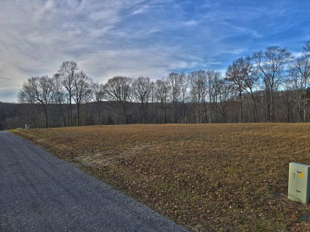 22 Dockery Road, Russell Springs, KY 42642