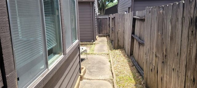 2270 Gemini Street, Houston, TX 77058