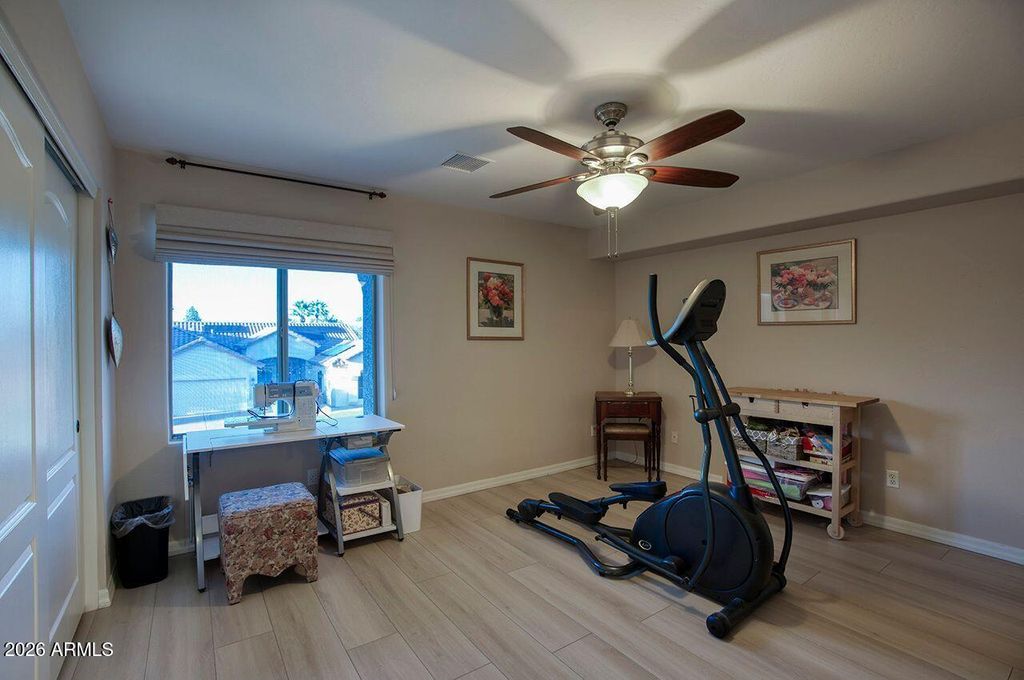 Image 17 of property listing at 5917 E DANBURY Road E, Scottsdale, AZ 85254