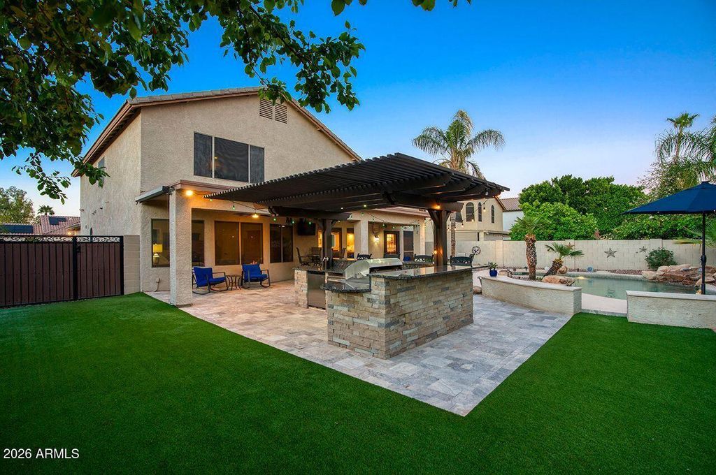 Image 24 of property listing at 5917 E DANBURY Road E, Scottsdale, AZ 85254