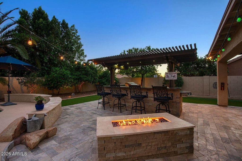 Image 26 of property listing at 5917 E DANBURY Road E, Scottsdale, AZ 85254