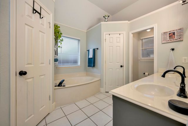 1084 Westgrove Drive, Saginaw, TX 76179