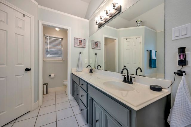 1084 Westgrove Drive, Saginaw, TX 76179