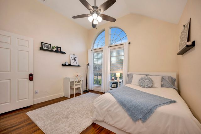 1084 Westgrove Drive, Saginaw, TX 76179