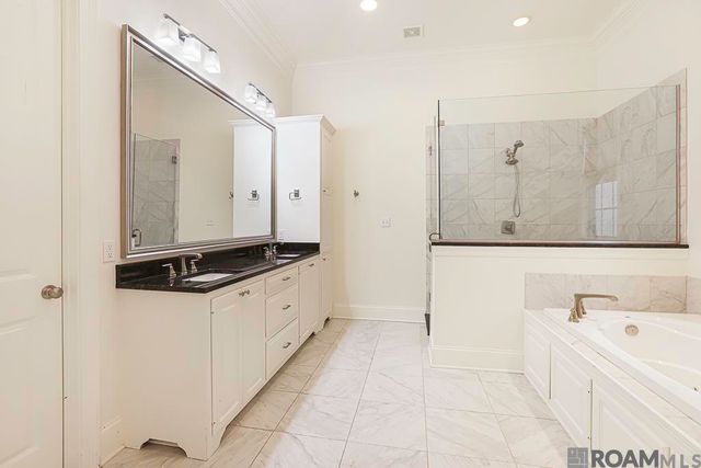 10727 Creek Ln, Baton Rouge, LA 70810