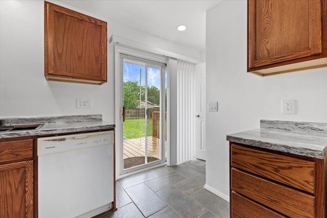 6902 Brian DRIVE, Racine, WI 53402